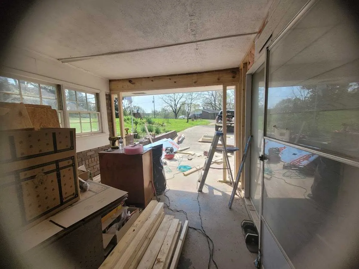 Air movers and dehumidifier for Drying & Dehumidification in Hazel Dell